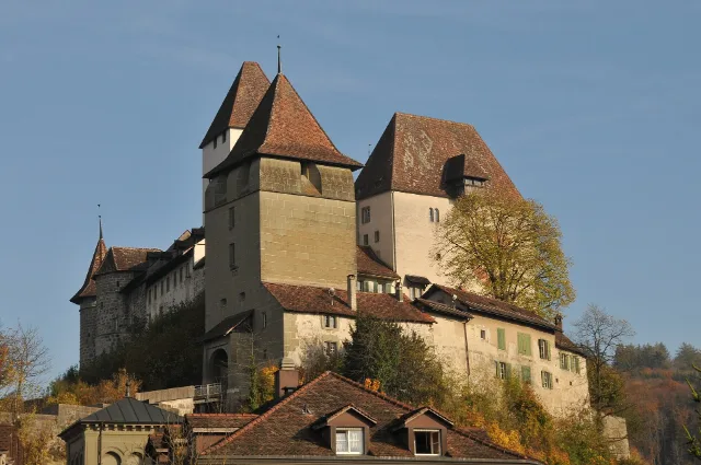 Schloss Burgdorf auf dem Felsen.
